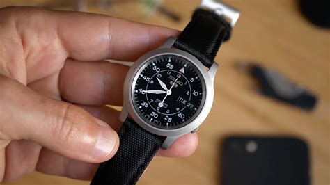 small pilot watches